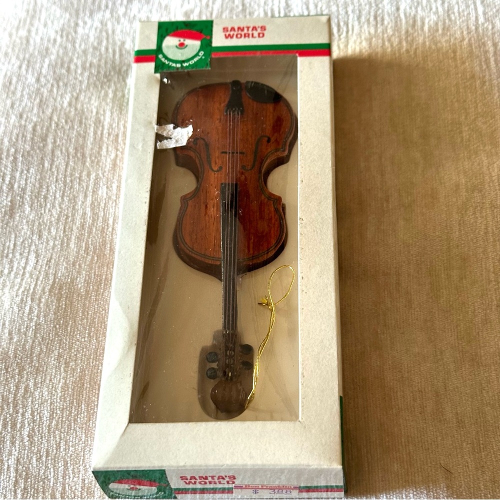 Vintage Santa’s World Wood Violin Christmas Ornament New In Box